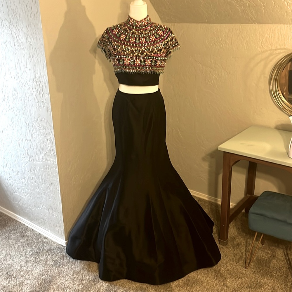 Beautiful Beaded Rachel Allan Prom / Homecoming / Formal Dress with 2 Skirts